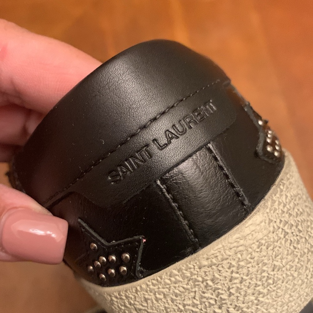 Yves Saint Laurent Black Leather Star Stud Low-Top Sneakers - Picture 2 of 9